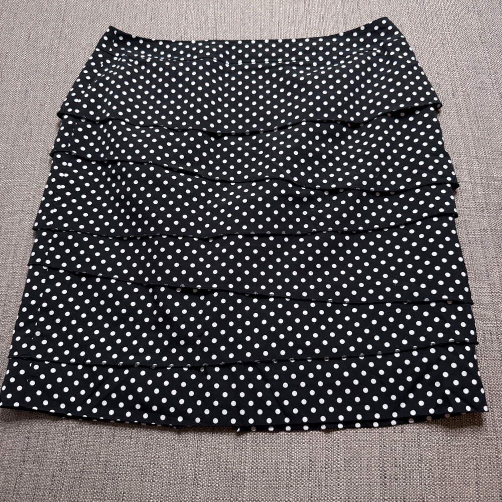 White House Black Market Polka Dot Tiered Mini Skirt Black White Size 8